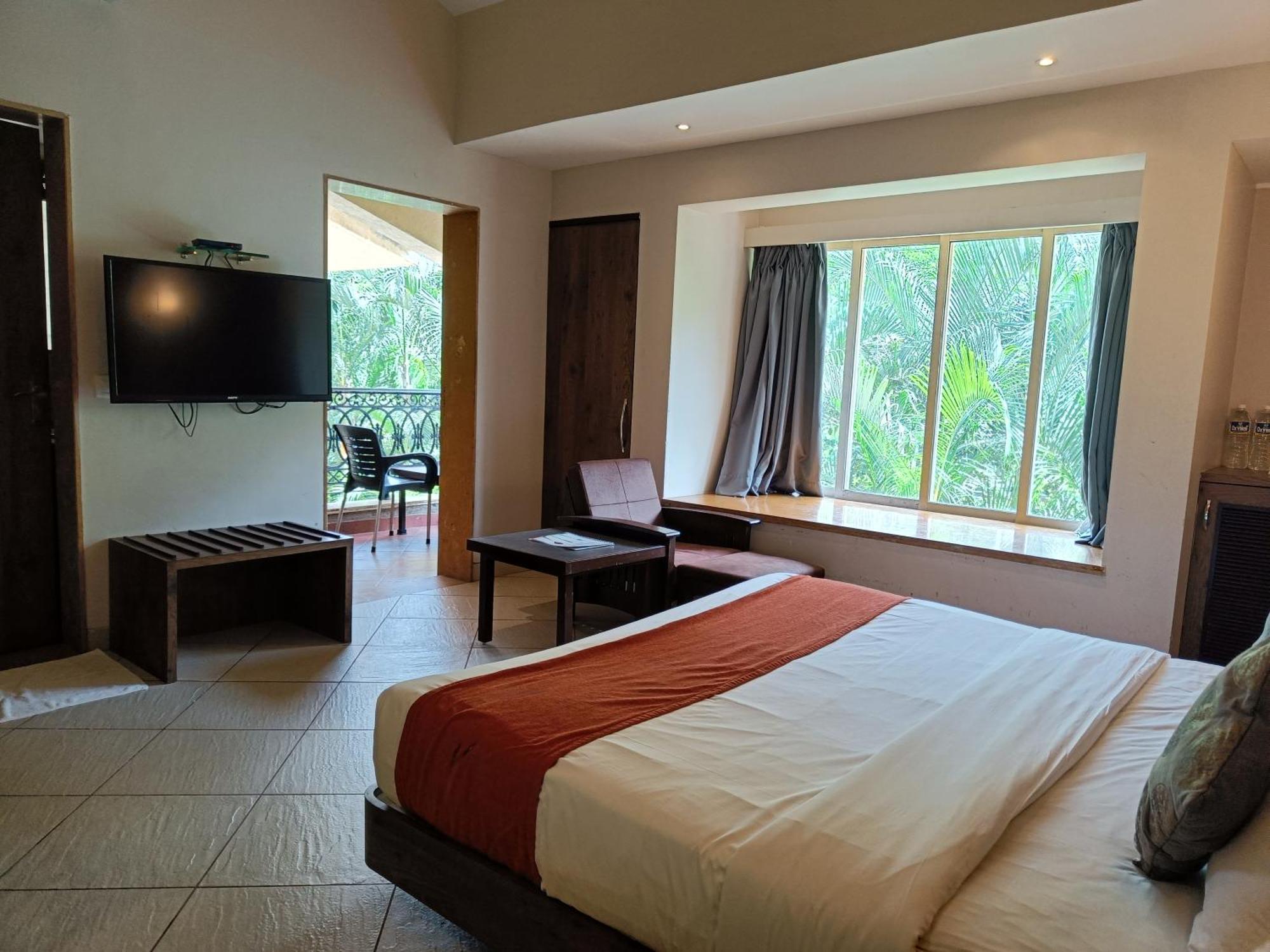 Misty Meadows, Lonavala Hotel Ngoại thất bức ảnh